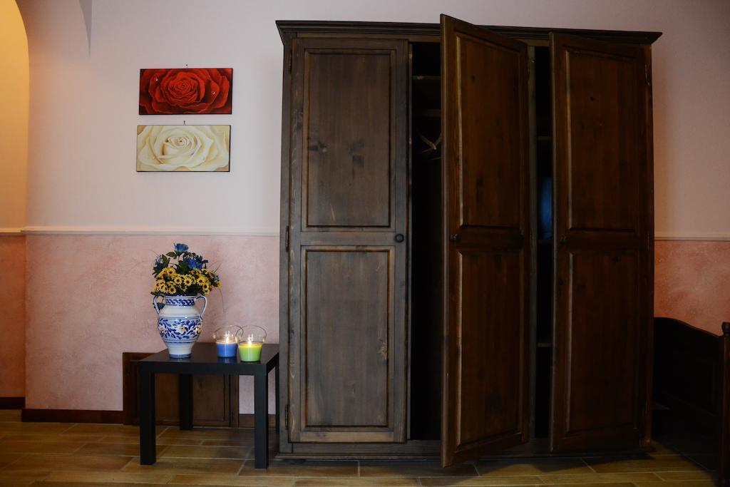 B&B Notti E Dintorni นีโกโลซี ภายนอก รูปภาพ